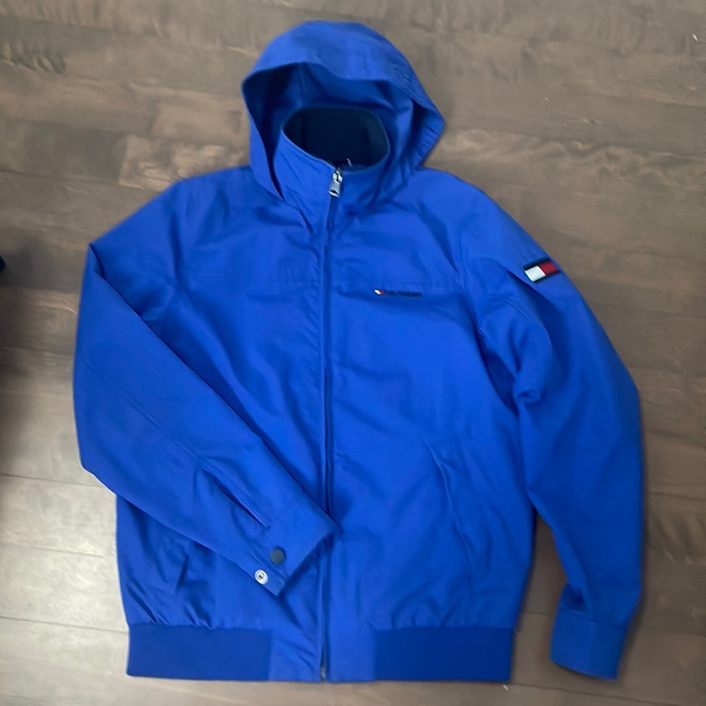 Tommy Hilfiger wind breaker